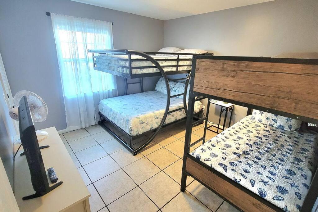 Alpha Retreats Apartment ปานามาซิตี้บีช ภายนอก รูปภาพ